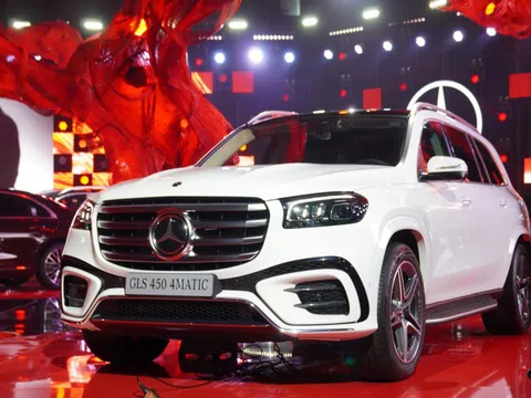 Cận cảnh Mercedes-Benz GLS 450 4MATIC mới, giá vượt 5,8 tỷ đồng