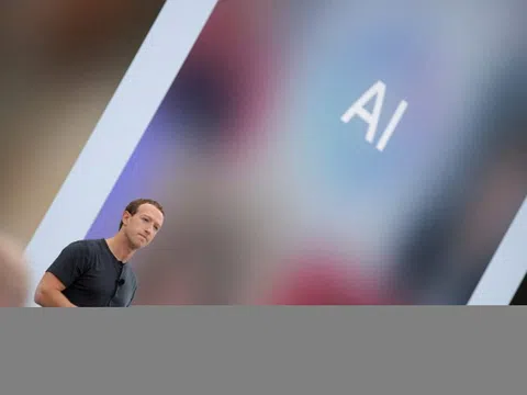 Mark Zuckerberg đang đốt tiền đi 'săn đầu người'