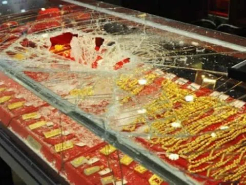 Chủ tiệm vàng báo bị trộm sạch số vàng trị giá hơn 22,6 tỷ đồng, công an huyện huy động 100 cảnh sát tinh nhuệ phá án thần tốc: Nghi phạm bị bắt giữ trong 24 giờ