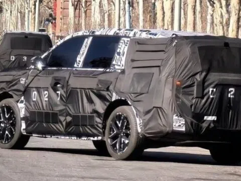 YU7 vừa ra mắt, Xiaomi đã thử nghiệm SUV PHEV mới