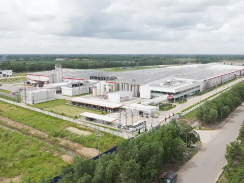 Coca-Cola hoàn thành nhà máy lớn nhất Việt Nam 