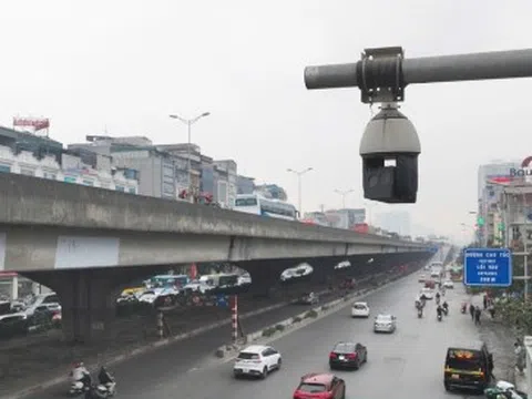 Camera AI ở Hà Nội có thể điều khiển giao thông, CSGT không phải ra đường