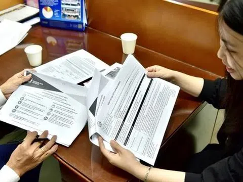 Đồng nghiệp tư vấn mua bảo hiểm 150 triệu đồng/10 năm, đến kỳ hạn người phụ nữ nhận về chỉ 100 triệu đồng, tư vấn viên lý giải: Mục tiêu chính không phải sinh lời