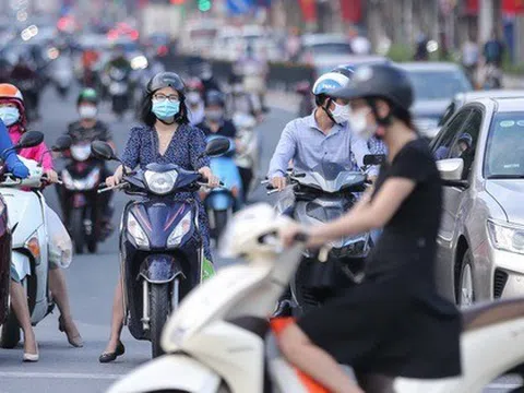 Hà Nội cấm xe máy xăng trong Vành đai 1 từ 1-7-2026: Nguồn cung ứng xe máy điện từ đâu?