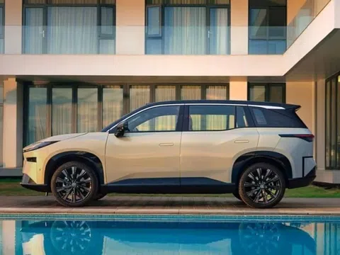 SUV điện 15.000 USD của Toyota gây sốt tại Trung Quốc