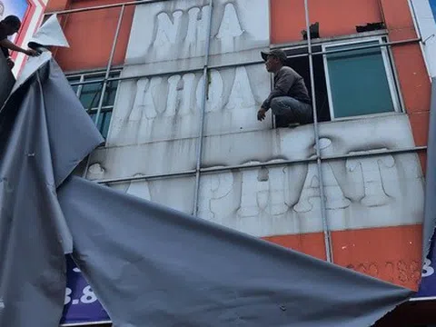 Một phường ở TP HCM mở chiến dịch 30 ngày đêm "Đi từng ngõ, gõ từng nhà - mở lối thoát, gỡ hiểm họa"