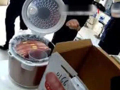 Cảnh sát phát hiện số tiền mặt khổng lồ trong chiếc nồi cơm điện khả nghi