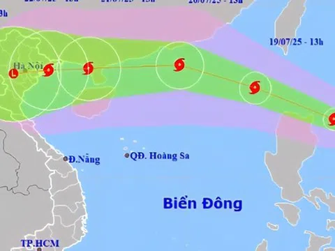 Bão Wipha có đường đi, hình dáng của Yagi