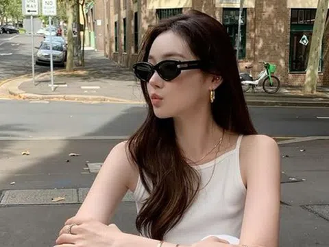 4 thứ càng khoe lên mạng càng khiến bạn không giàu nổi