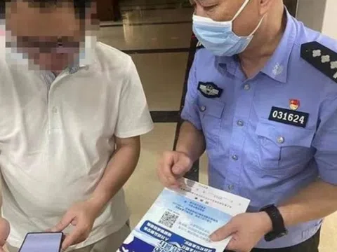 Mua hàng online bị lừa chuyển khoản hơn 254 triệu đồng, người đàn ông “cầu cứu” cảnh sát rồi bị bắt luôn: Tưởng là nạn nhân, hoá ra là kẻ phạm pháp