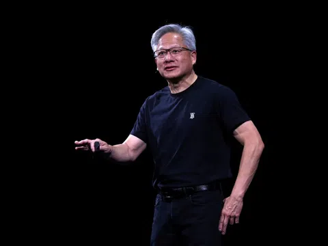 CEO Nvidia bán gần 13 triệu USD cổ phiếu, giàu hơn cả Warren Buffett