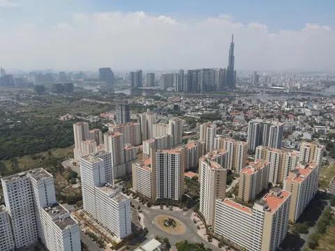 Người mua khó tiếp cận vì BĐS thiếu hụt nguồn cung, neo giá cao