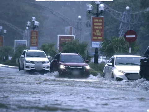 Toàn cảnh bão số 3 Wipha đổ bộ: Suy yếu khi vào đất liền vẫn gây mưa lớn, tăng nguy cơ lũ quét và sạt lở