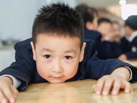 Cảnh báo: Kiểu cha mẹ này, dù có là Giáo sư, Tiến sĩ thì cũng không thể nuôi dạy con cái thành công.