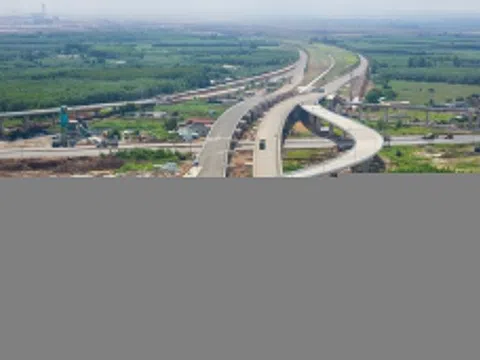 Đường nối Quốc lộ 51 vào sân bay Long Thành trước ngày thông xe