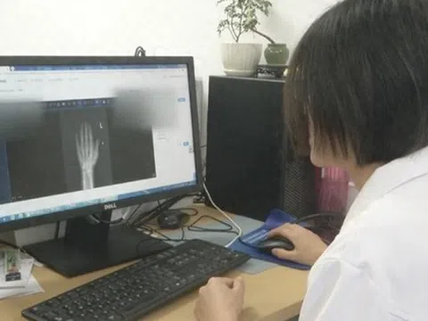 Bé gái 6 tuổi dậy thì sớm vì nửa năm uống loại sữa nhiều bố mẹ "đua nhau" mua cho con