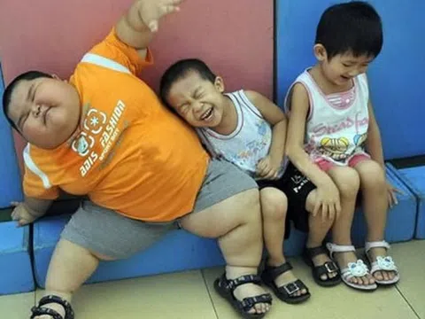 Phát hiện nhân tố có thể ảnh hưởng tới tương lai của con trai sắp vào lớp 1, bà mẹ "ra tay" ngay khiến ai cũng trầm trồ
