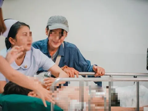 Mê 1 loại rau cực quen trên mâm cơm, người đàn ông ngộ độc suýt mất mạng