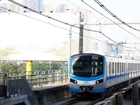 Đề xuất thí điểm cho bán hàng tại các ga metro Bến Thành - Suối Tiên
