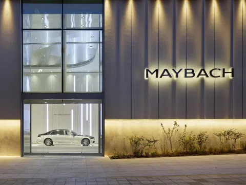 Ra mắt showroom Mercedes-Maybach đầu tiên trên thế giới
