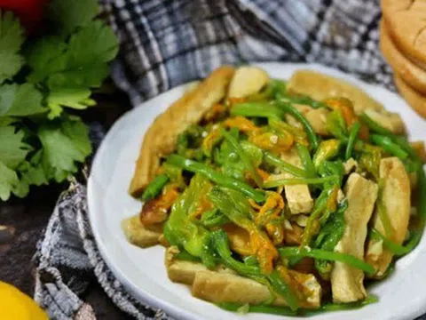 Vào tháng Tám nếu thấy loại "rau này" thì mua về nấu ngay món ngon với đậu phụ, hương vị ngon bất ngờ