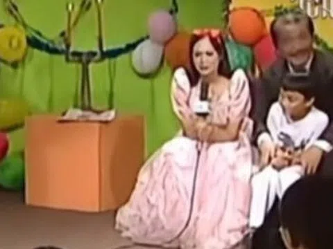 Em bé xuất hiện trên VTV 25 năm trước hiện là sao Việt đình đám: Từng ôm mẹ khóc để khỏi đi học, 15 năm theo học trường xịn