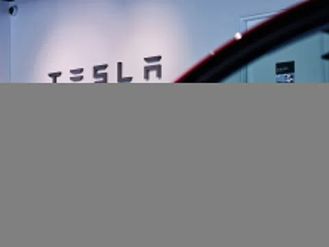 Tesla bị buộc bồi thường 242 triệu USD vì tai nạn chết người