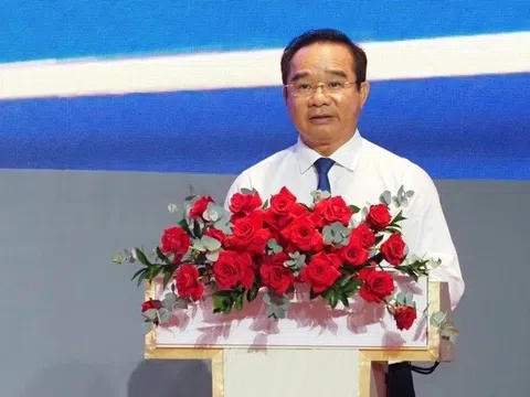 Chủ tịch TP.HCM kiến nghị cho TP cơ chế chuyển nhượng doanh nghiệp