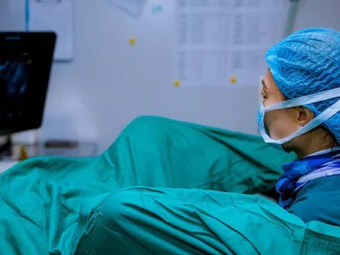 Phụ nữ độc thân sinh con bằng IVF: Điều kiện đơn giản bất ngờ