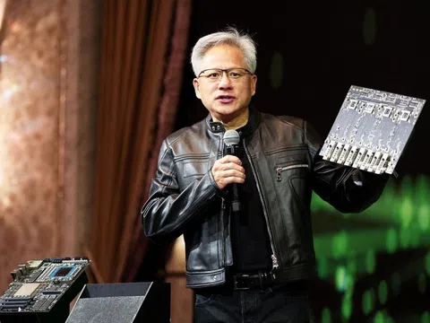 Jensen Huang đơn độc?