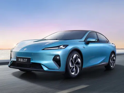 Chi tiết Deepal L07 2026 - mẫu xe 'anh em' với Mazda EZ-6