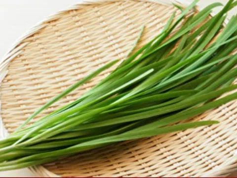 8 lợi ích không ngờ khi ăn lá hẹ thường xuyên