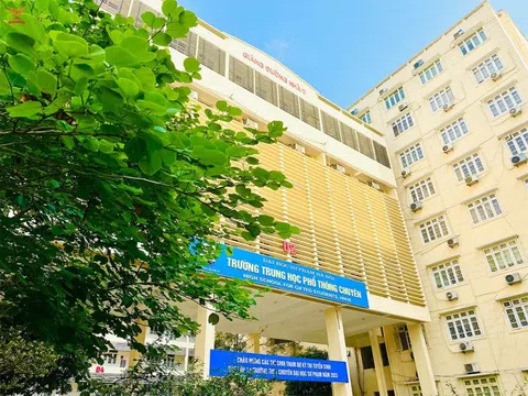 Trường cũ của nữ sinh 2k3 vừa lập kỷ lục 70 năm mới có 1 lần ở NEU: Là "đỉnh lưu" giới học thuật, nghe tên đã ngưỡng mộ