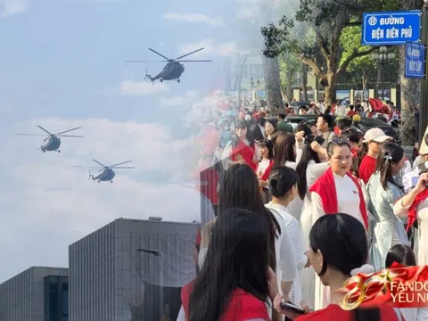 Ngày tổng hợp luyện lần 2: Máy bay tập luyện trên bầu trời, Quảng trường Ba Đình đông nghẹt người đổ về từ 4 giờ sáng