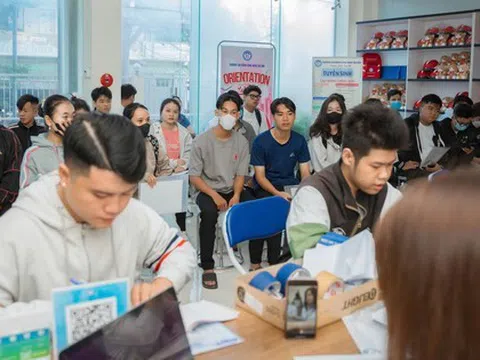 Đã trúng tuyển đại học, nhiều thí sinh bất ngờ chuyển hướng học cao đẳng