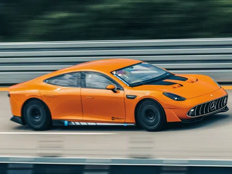 Concept AMG GT XX hoàn thành 'một vòng Trái Đất' trong 8 ngày