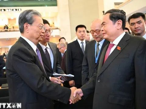Ủy viên trưởng Nhân đại toàn quốc Trung Quốc Triệu Lạc Tế thăm Việt Nam