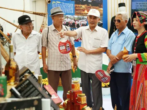 Sản vật miền núi, vùng sâu, vùng xa và hải đảo hội tụ tại Triển lãm thành tựu đất nước