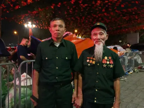 Chờ xem diễu binh A80, cựu chiến binh nhớ về những đồng đội đã ngã xuống