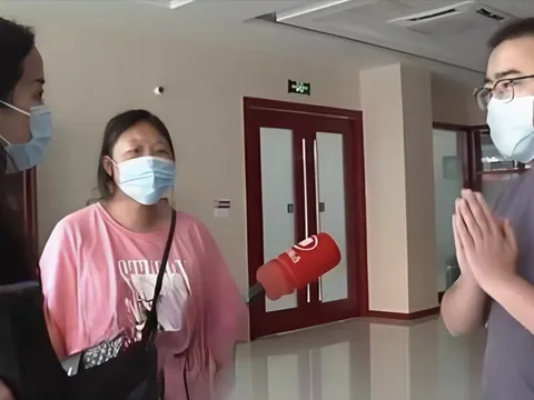 Biết rõ vợ bị lừa, người đàn ông vẫn chuyển khoản 1,5 tỷ đồng cho kẻ lừa đảo: “Tôi đang chuẩn bị chuyển thêm 5 tỷ”