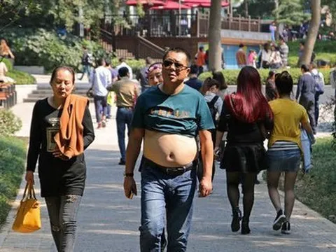 Kiểu vòng 2 mà đàn ông “sợ nhất”, đặc biệt là sau 50 tuổi: Bia rượu chỉ là nguyên nhân gián tiếp