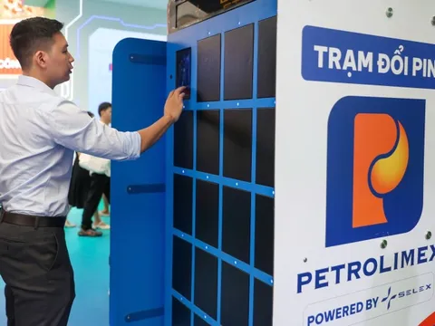 Cận cảnh trạm đổi 2 phút/viên pin xe điện, có thể chạy tới 150 km