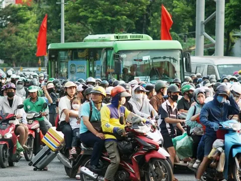 Hà Nội: Cửa ngõ ùn nhẹ, nội đô thông thoáng chiều cuối kỳ nghỉ lễ Quốc khánh 2/9