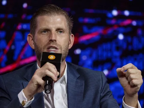 2 con trai ông Trump trở thành tỷ phú Bitcoin