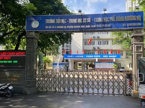 Vụ nữ Hiệu trưởng bị cách chức: Trường Khương Hạ trả đủ lương tháng 9 cho giáo viên