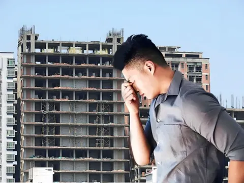 Doanh nhân tất tay mua trọn 21 căn hộ cùng tầng của chung cư rồi cải tạo lại, hàng trăm hộ gia đình đồng loạt phản đối: “Chúng tôi chưa cho phép”