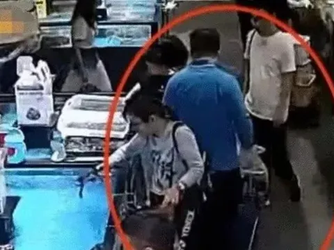 Người đàn ông chuyển khoản thanh toán hơn 117.000 đồng cho 10 đơn hàng, chủ siêu thị xác nhận đã nhận đủ nhưng lại báo cảnh sát