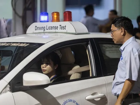Yêu cầu mới với người học lái xe từ tháng 9