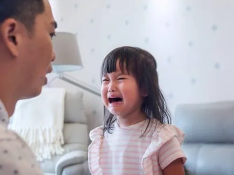 Nhìn 3 đặc điểm này của người cha, có thể đoán tương lai con cái dễ bế tắc, khó mà phất lên nổi
