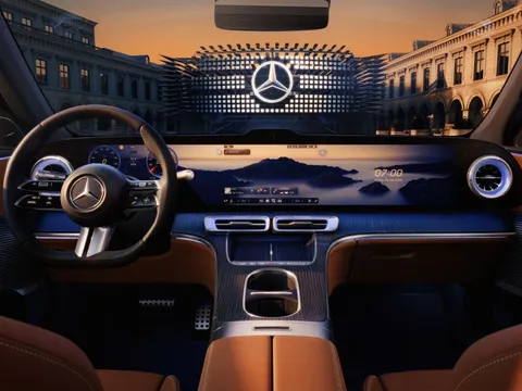 Mercedes-Benz GLC thuần điện sở hữu màn hình 39,1 inch